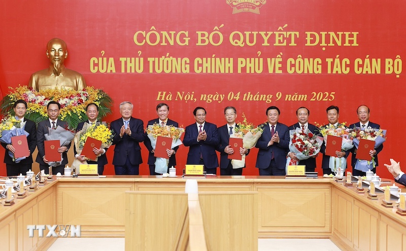 Ông Phan Chí Hiếu nhận quyết định điều động, bổ nhiệm giữ chức Thứ trưởng Bộ Tư pháp